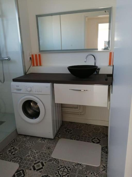 Bel Appartement Au Bord De L'Allier Classe 4* Vichy Buitenkant foto